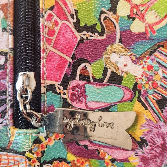 Sydney Love Glove and Fashion Bag Purse/Wristlet - Picture 4 of 4